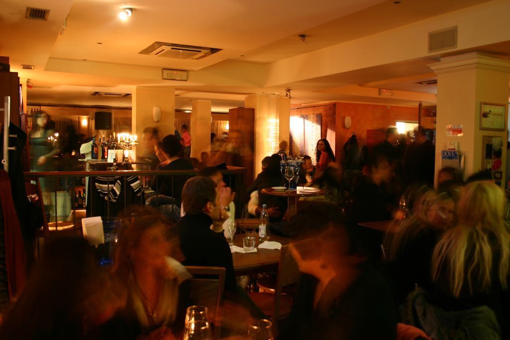 מרינה די צ'צ'ינה Hotel Aurora מראה חיצוני תמונה